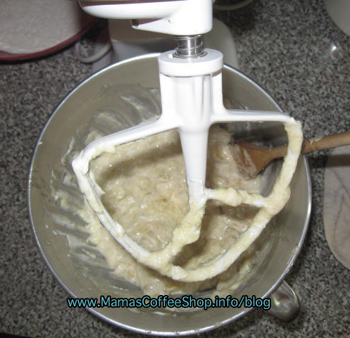 Blended-Wet-Ingredients-For-Mamas-Banana-Bread