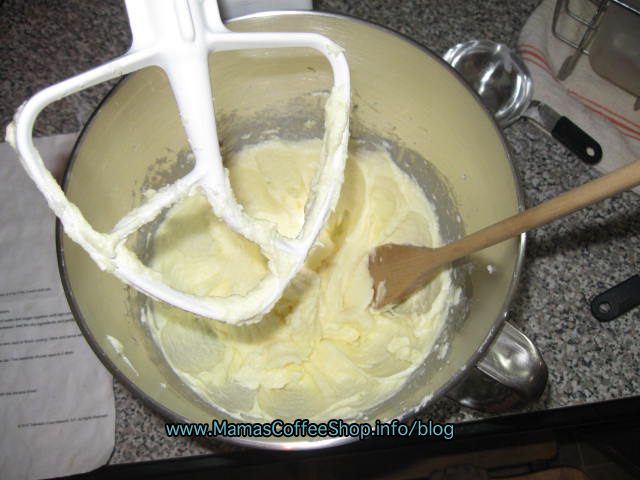Creamed-Sugar-And-Butter-For-Mamas-Banana-Bread