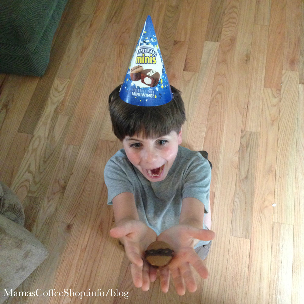 MamasCoffeeShop-TastykakeMinis-2